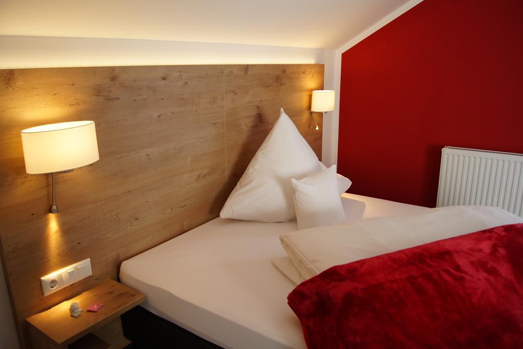 Gersthofer Auszeit Hotel Gersthofen Buitenkant foto